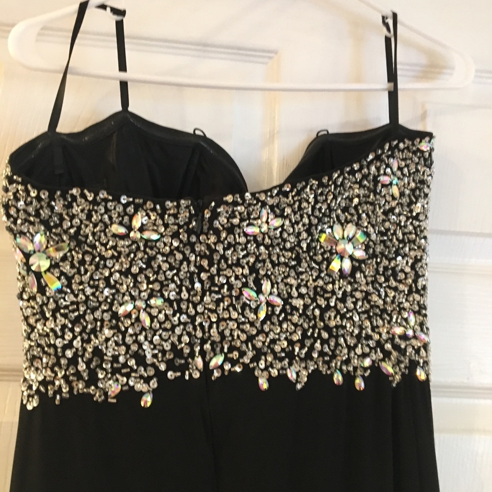 Prom Dress - Picture 4 of 5
